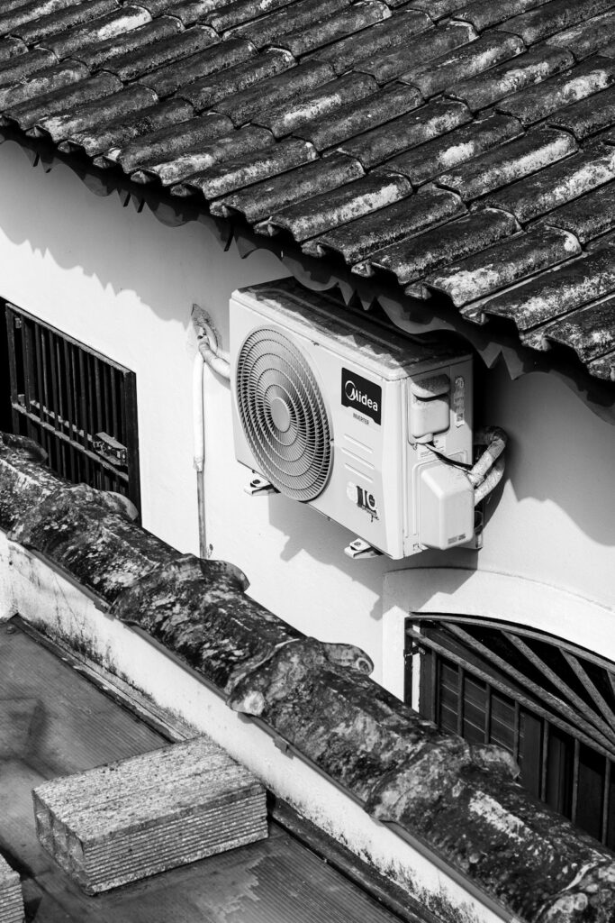 Understanding Dry Bulb vs. Enthalpy-Based Cooling for Optimal Efficiency: A Comprehensive Guide